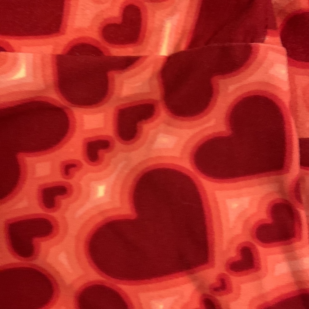 💕Two LuLaRoe Valentines leggings-one size 💕 - Picture 2 of 7